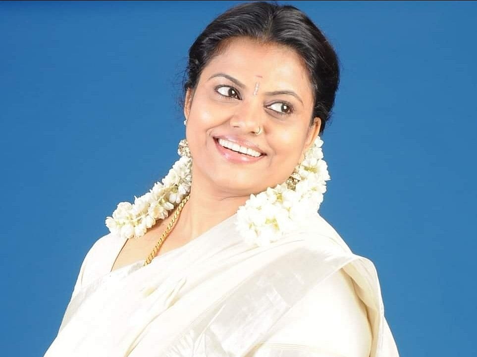 X/@BotchaSai
 : Malayalam actor Minu Munir